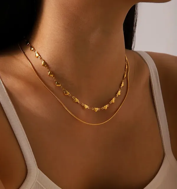 Gold_Dual_Layer_Loving_Heart_Necklace_For_Women